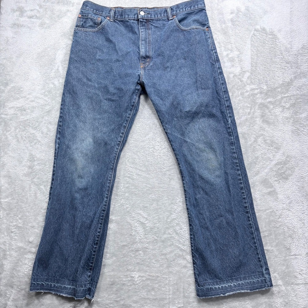 Levi's 517 Bootcut Jeans Mens 40x30 Blue Medium Wash Raw Hem Denim Fits 38x30